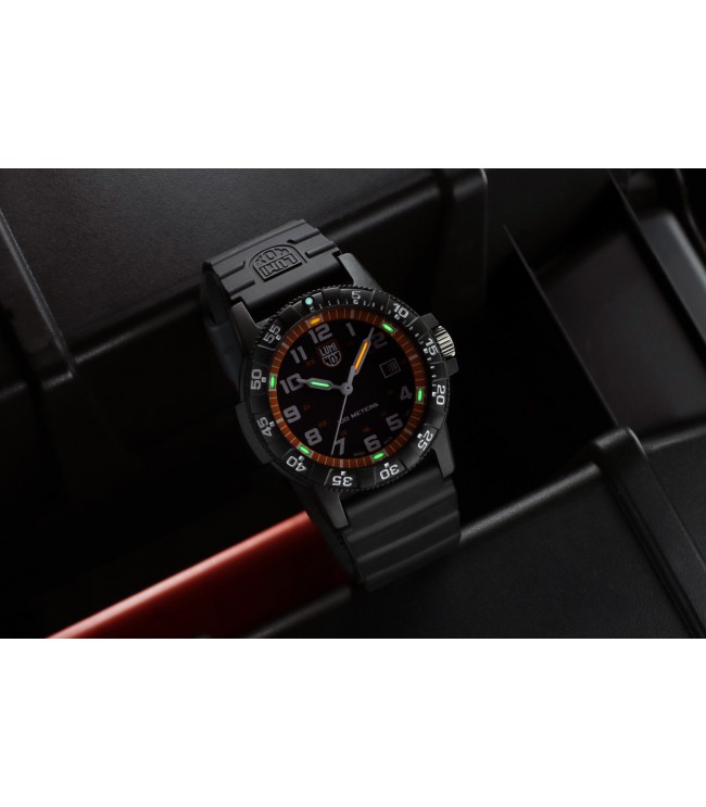 Leatherback Sea Turtle Giant 0320 Series | 0329.1